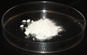 Sample of phthalic anhydride crystals