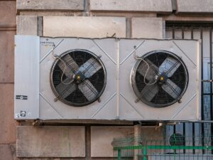 Air conditioner outdoor condenser units